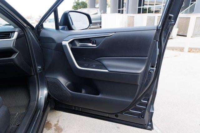 2025 Toyota RAV4 HYBRID Hybrid XLE