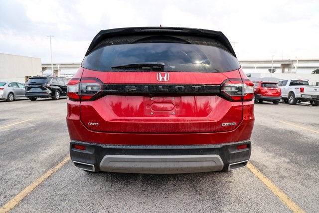 2025 Honda Pilot Touring