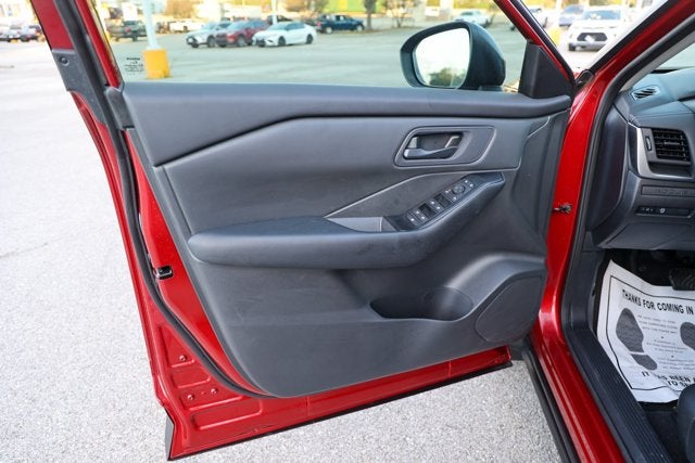2025 Nissan Rogue S