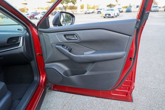 2025 Nissan Rogue S