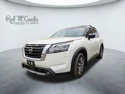 2022 Nissan Pathfinder SL