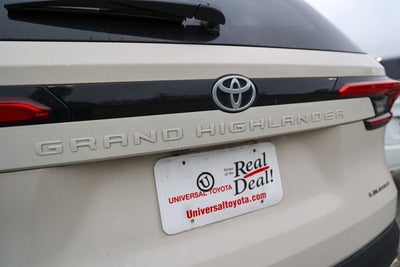 2024 Toyota GRAND HIGHLANDER Limited