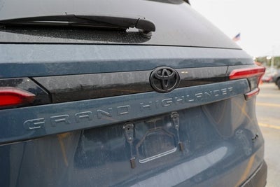 2025 Toyota GRAND HIGHLANDER XLE