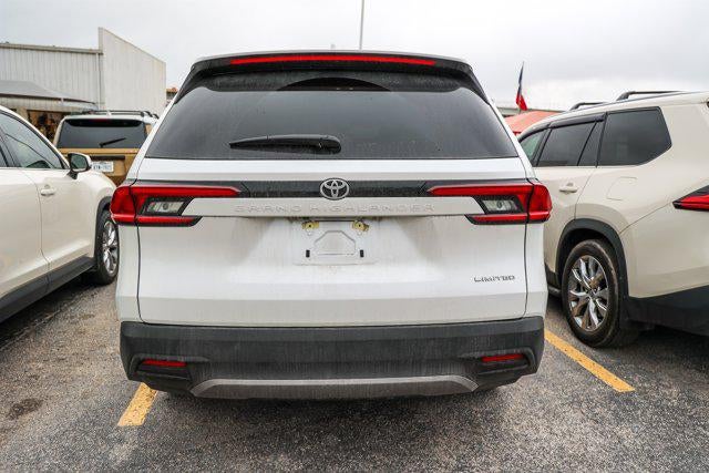 2025 Toyota GRAND HIGHLANDER Limited