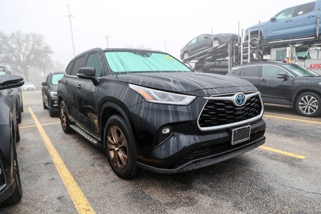 2023 Toyota Highlander Hybrid Bronze Edition