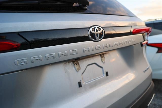 2024 Toyota Grand Highlander Hybrid Hybrid MAX Platinum