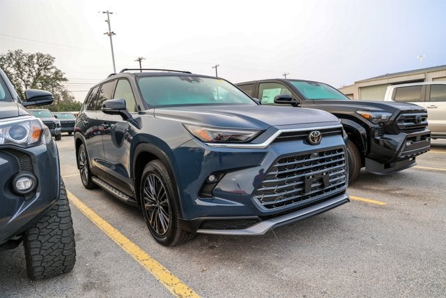 2026 Toyota GRAND HIGHLANDER HEV Hybrid MAX Platinum