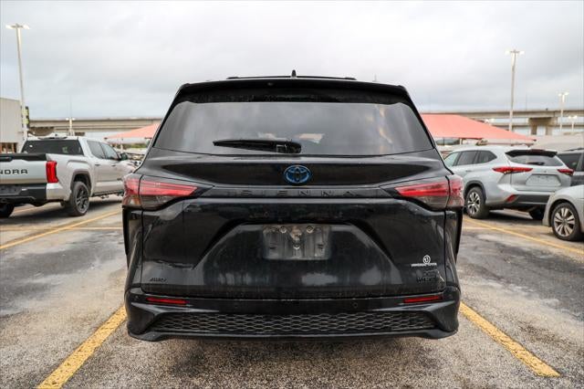 2024 Toyota Sienna XSE