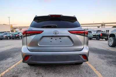 2021 Toyota Highlander L