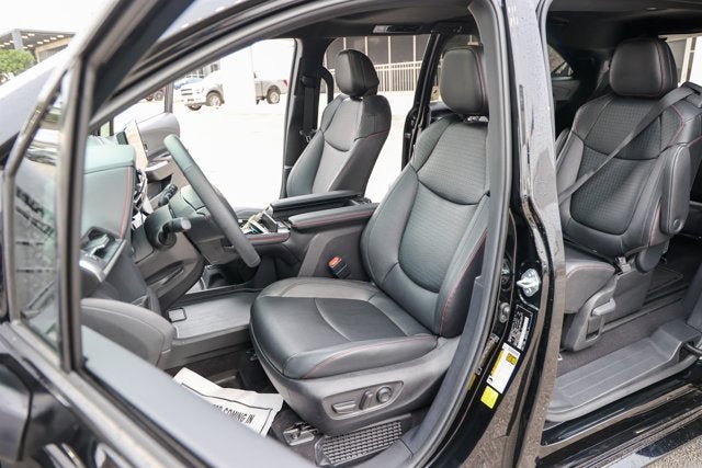 2025 Toyota SIENNA XSE XSE