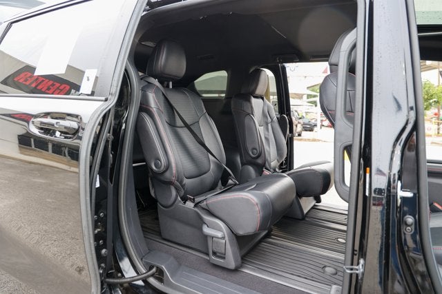 2025 Toyota SIENNA XSE XSE