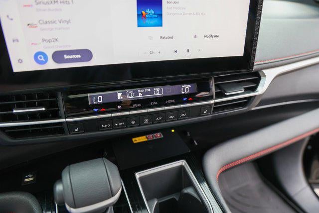 2025 Toyota SIENNA XSE XSE