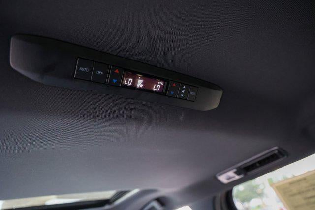 2025 Toyota SIENNA XSE XSE
