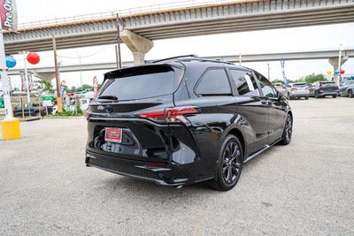 2025 Toyota SIENNA XSE XSE