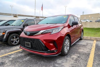 2022 Toyota Sienna XSE