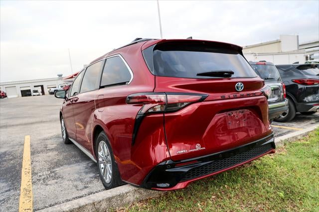 2022 Toyota Sienna XSE