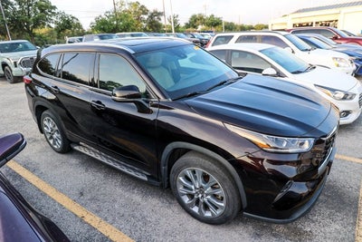 2022 Toyota Highlander Limited