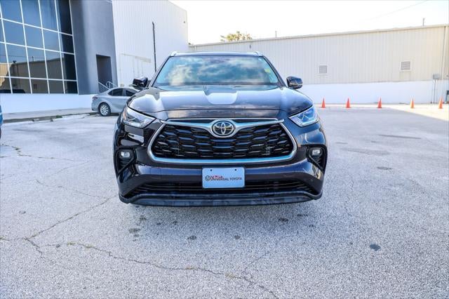 2022 Toyota Highlander Limited