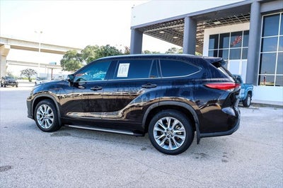 2022 Toyota Highlander Limited