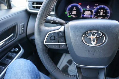 2025 Toyota Sienna Platinum