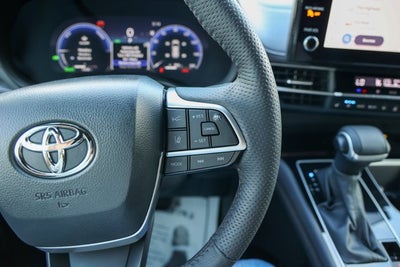 2025 Toyota Sienna Platinum