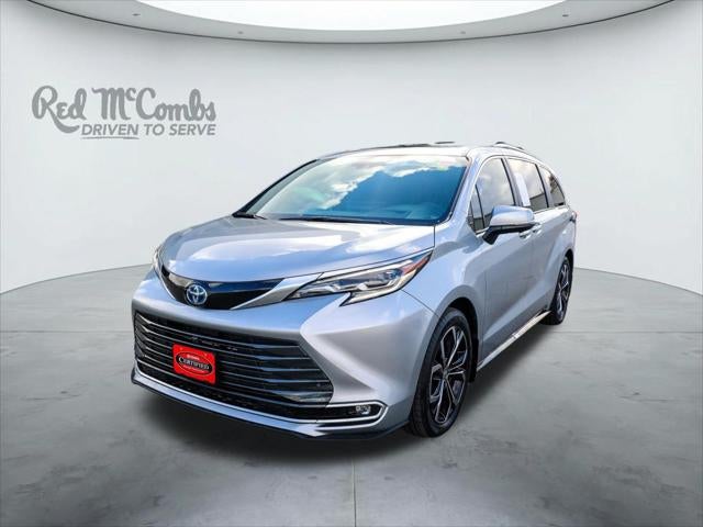 2025 Toyota Sienna Platinum