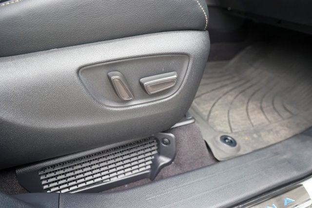 2025 Toyota SIENNA PLATINUM Platinum