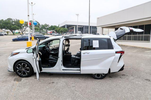 2025 Toyota SIENNA PLATINUM Platinum