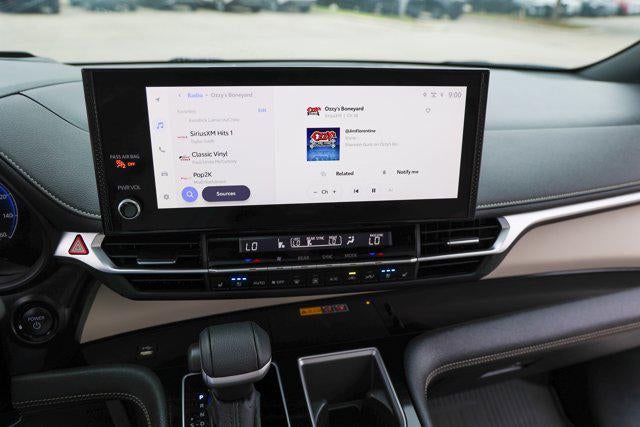 2025 Toyota SIENNA PLATINUM Platinum