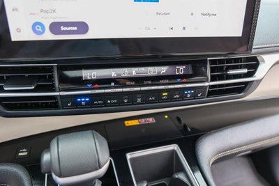 2025 Toyota SIENNA PLATINUM Platinum