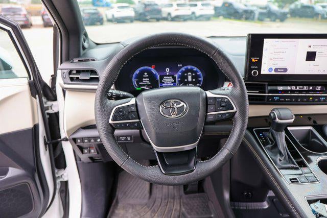 2025 Toyota SIENNA PLATINUM Platinum