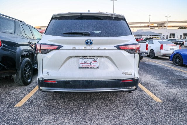 2021 Toyota SIENNA PLATINUM Platinum
