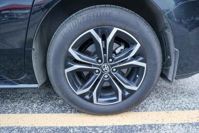 2025 Toyota Sienna Platinum
