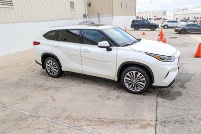 2020 Toyota HIGHLANDER Platinum