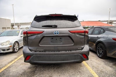 2022 Toyota Highlander Hybrid Hybrid Bronze Edition