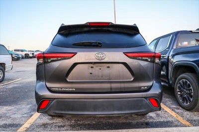 2022 Toyota Highlander XLE