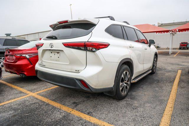2020 Toyota HIGHLANDER XLE