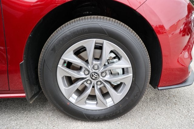 2025 Toyota Sienna XLE