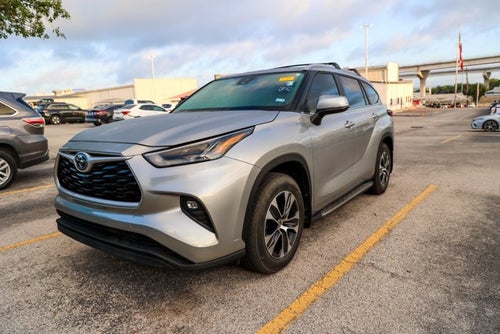 2023 Toyota Highlander Hybrid XLE