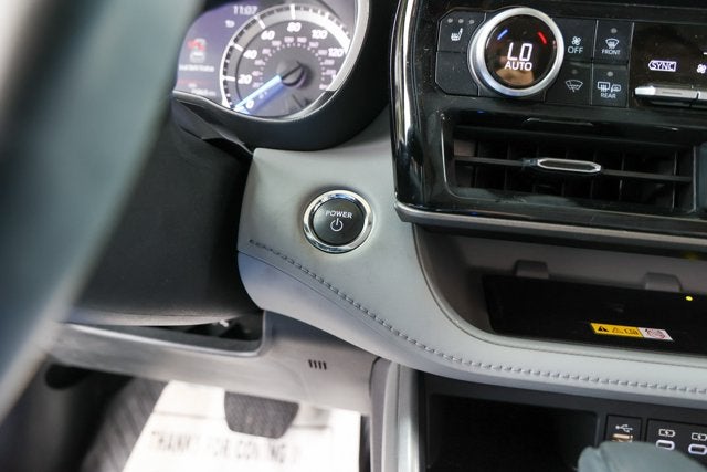 2023 Toyota Highlander Hybrid Hybrid XLE