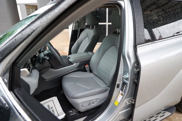 2023 Toyota Highlander Hybrid Hybrid XLE