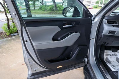 2023 Toyota Highlander Hybrid Hybrid XLE