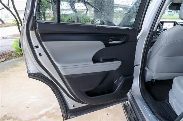 2023 Toyota Highlander Hybrid Hybrid XLE