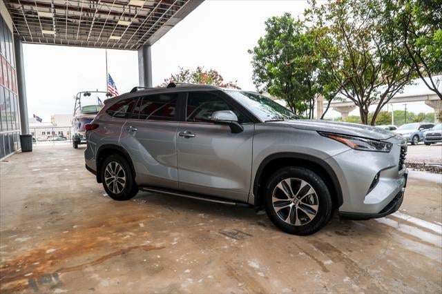 2023 Toyota Highlander Hybrid Hybrid XLE