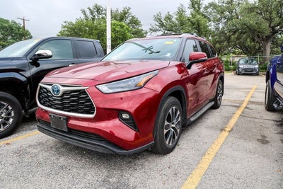 2024 Toyota Highlander Hybrid Hybrid XLE