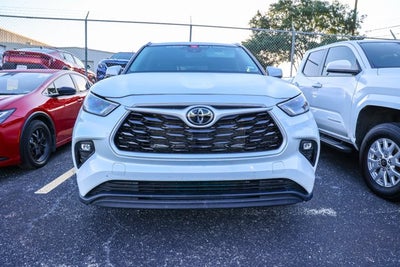 2026 Toyota Highlander Hybrid XLE