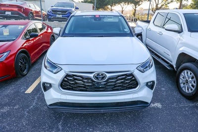 2026 Toyota Highlander Hybrid XLE