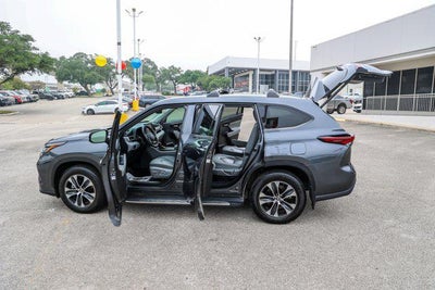 2025 Toyota HIGHLANDER HEV Hybrid XLE