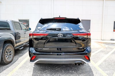 2023 Toyota Highlander XSE