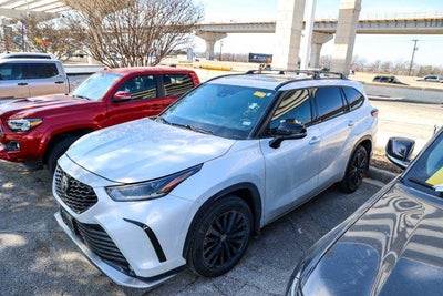 2023 Toyota HIGHLANDER XSE